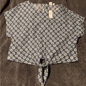 NWT Gap Floral Tie Blouse